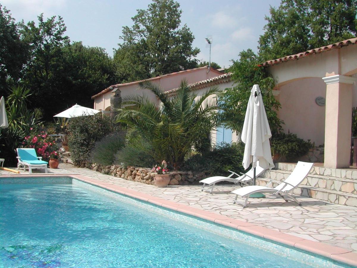 Le Studio Bleu Tourtour Bagian luar foto