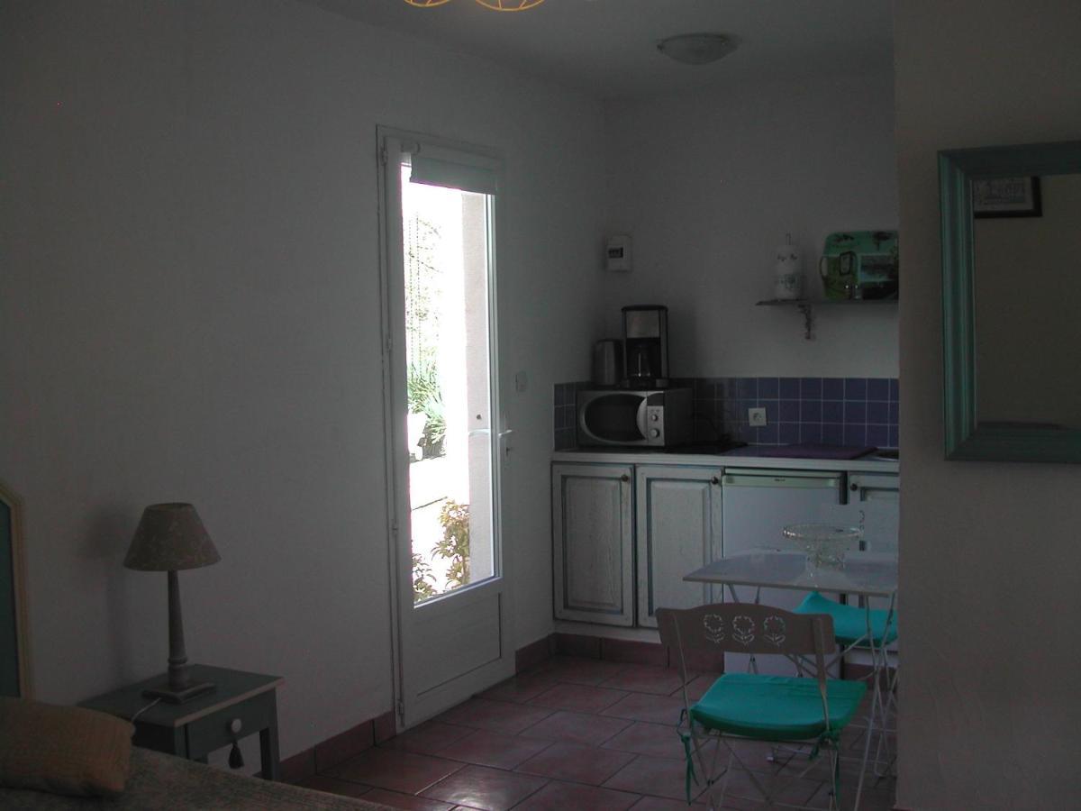 Le Studio Bleu Tourtour Bagian luar foto